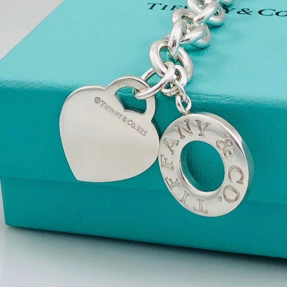 Authenticated Tiffany & Co. Return to Tiffany Heart Tag Toggle Necklace Silver - Picture 7 of 10